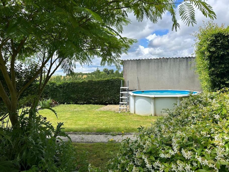 Un Havre De Paix Au Perigord Villa Anlhiac Kültér fotó